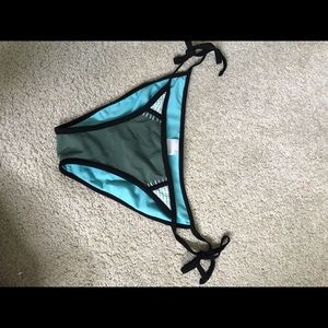 XHILARATION: SWIM BOTTOMS